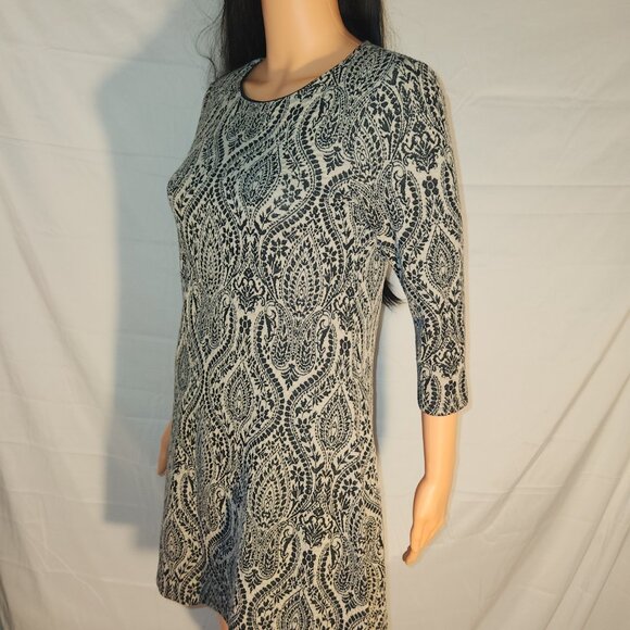 London Style collection short dress. Tan/Black in size 4-Petite - Picture 7 of 16